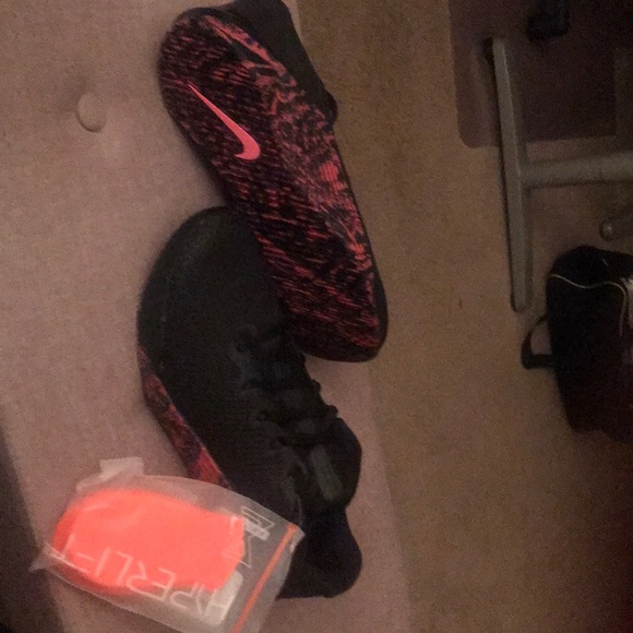 Nike metcon 5 black oil grey sunset pulse Clearance